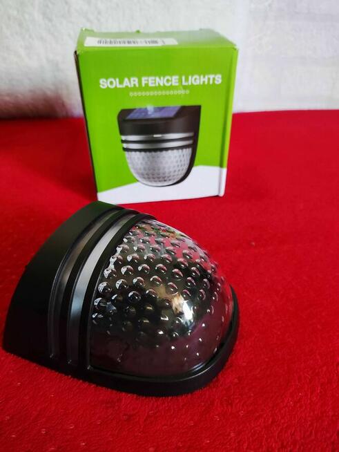 Lampki LED ścienna Solarne elewacyjna ogrodowe Lampy