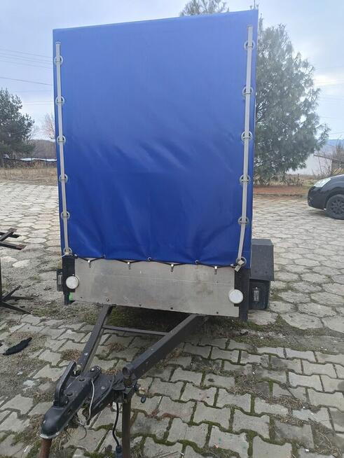 Przyczepa jednosiowa