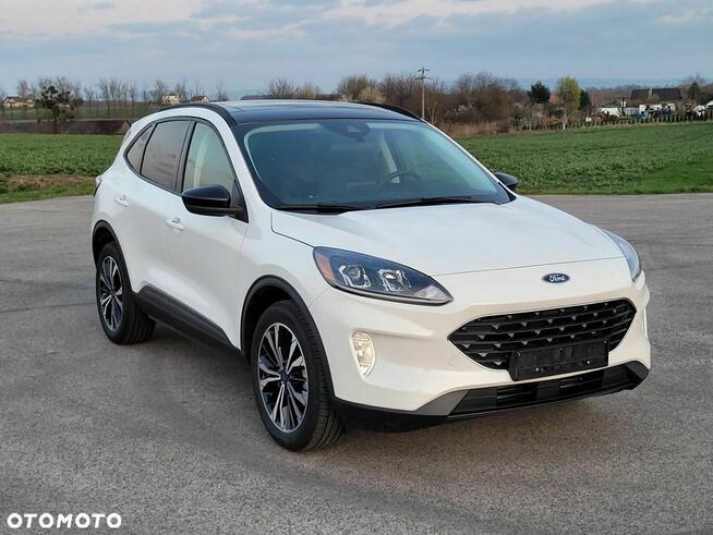 Ford Kuga 2.0 EcoBoost 4x4 Titanium