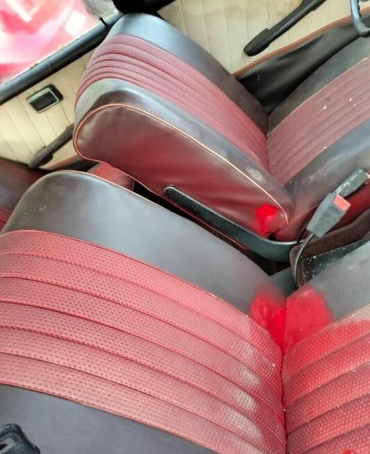 Mercedes 190 w110 skrzydlak