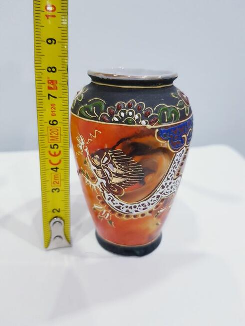 Wazonik przywieziony prosto z Chin