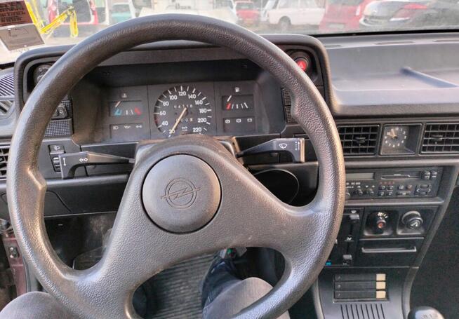 Opel kadett 1.4 kat klasyk w całości na części