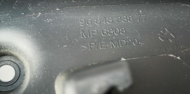 PEUGEOT 3008 mocowanie linki półki bagażnika