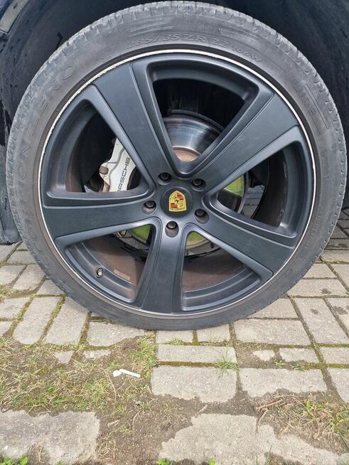 Porsche koła 285/35ZR22