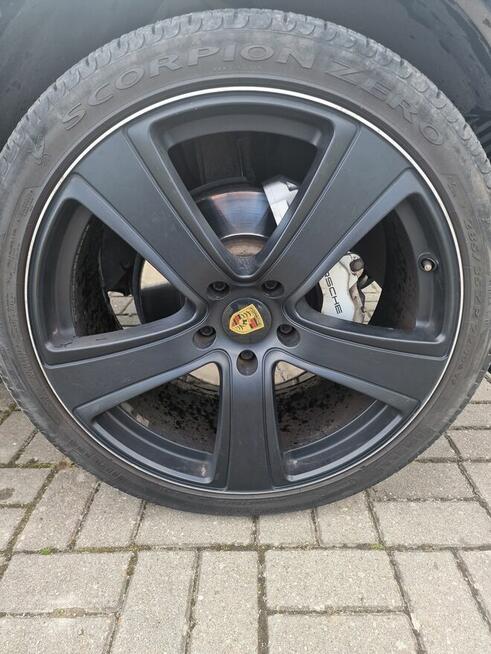 Porsche koła 285/35ZR22