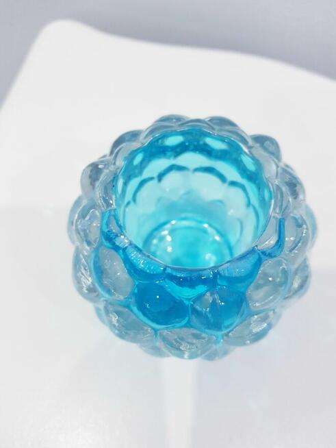 Szklany świecznik na podgrzewacze