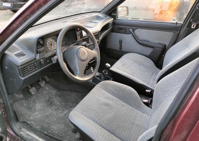 Opel kadett 1.4 kat klasyk w całości na części