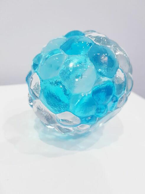 Szklany świecznik na podgrzewacze