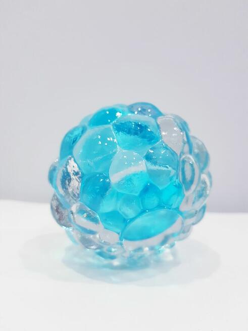 Szklany świecznik na podgrzewacze