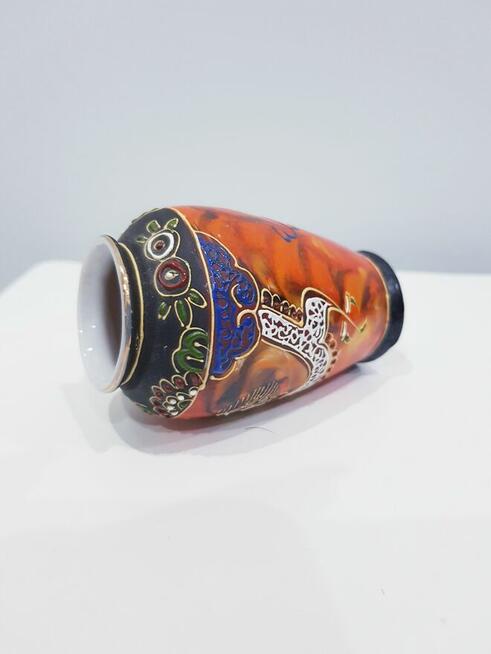 Wazonik przywieziony prosto z Chin