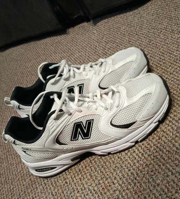 Sprzedam buty New Balance 530