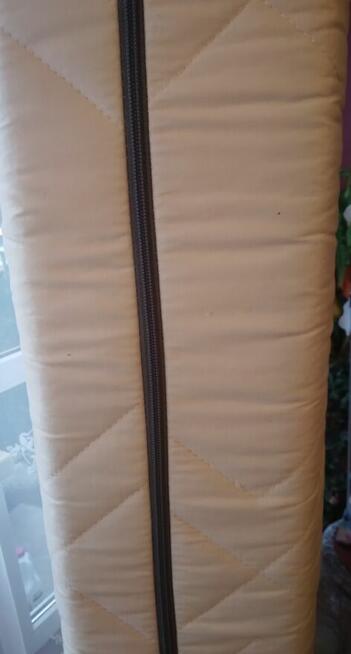 Materac ze stelażem 90 x200 cm