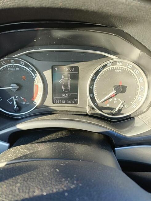 Skoda Octavia biała perła 2.0 TDI DPF RS 2010