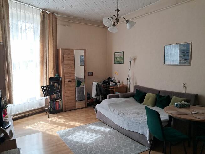 Zamienię duże 3 pokojowe mieszkanie komunalne