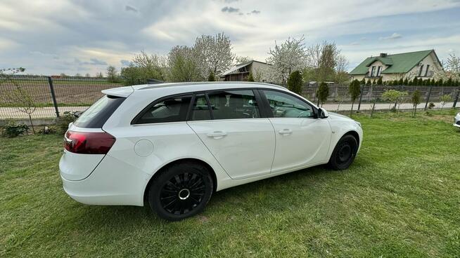 Samochód Opel Insignia 2015r Kombi