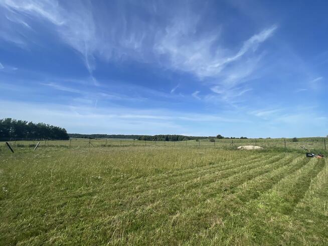 Urokliwa działka z widokiem na jezioro