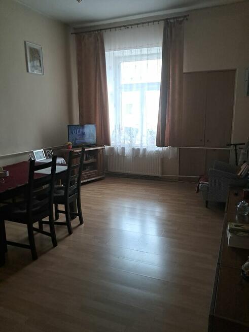 Zamienię duże 3 pokojowe mieszkanie komunalne