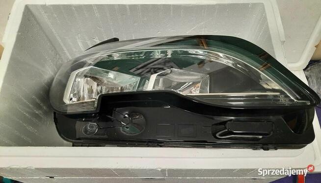 Polecam -Lampa przednia prawa Peugeot 3008 i5008 II 2016-2021