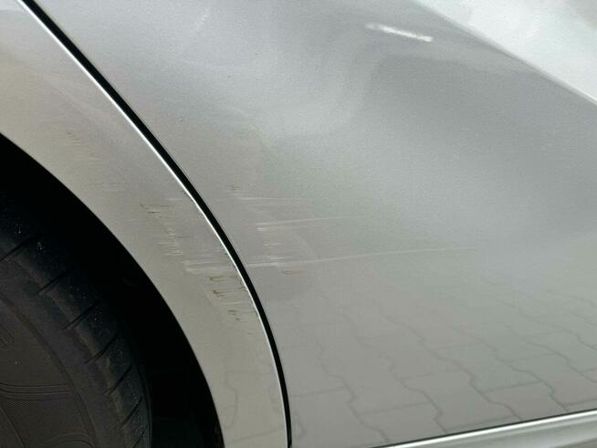 Samochód Mercedes Benz a180