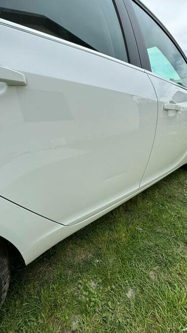 Samochód Opel Insignia 2015r Kombi