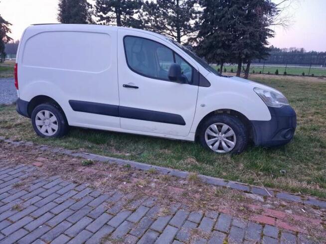 Syndyk sprzeda Citroena Berlingo o nr rej. TLW TM10 z 2009