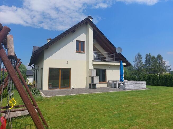 DOM Z ODDZIELNYM MIESZKANIEM - SUŁKOWICE