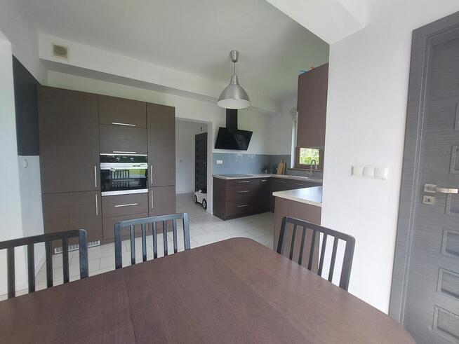 DOM Z ODDZIELNYM MIESZKANIEM - SUŁKOWICE