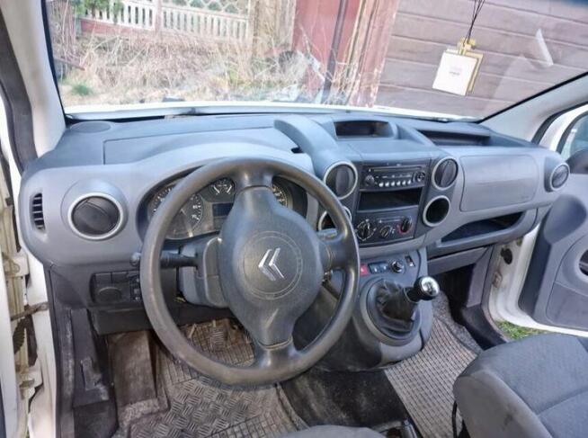 Syndyk sprzeda Citroena Berlingo o nr rej. TLW TM10 z 2009