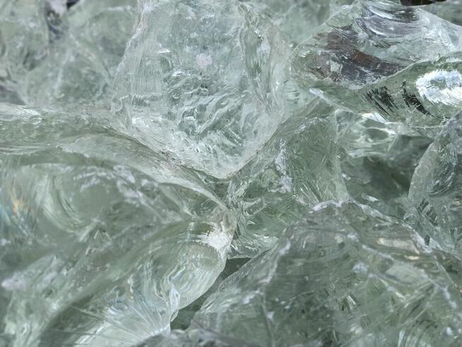 Kamień szklany Bryły Szklane Szkło Kora Kamienna Marianna