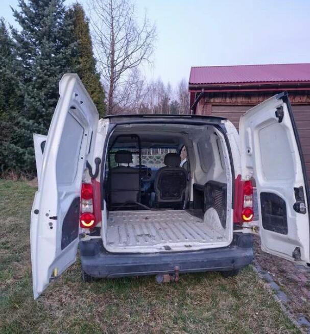 Syndyk sprzeda Citroena Berlingo o nr rej. TLW TM10 z 2009