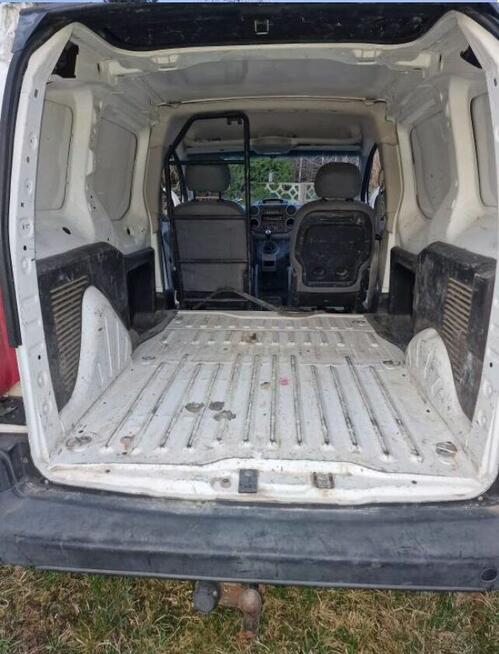 Syndyk sprzeda Citroena Berlingo o nr rej. TLW TM10 z 2009