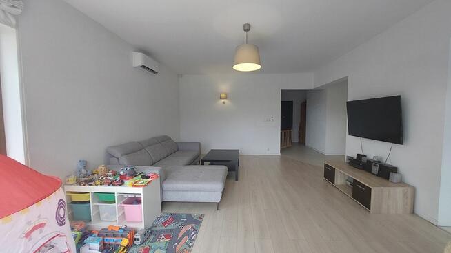 DOM Z ODDZIELNYM MIESZKANIEM - SUŁKOWICE