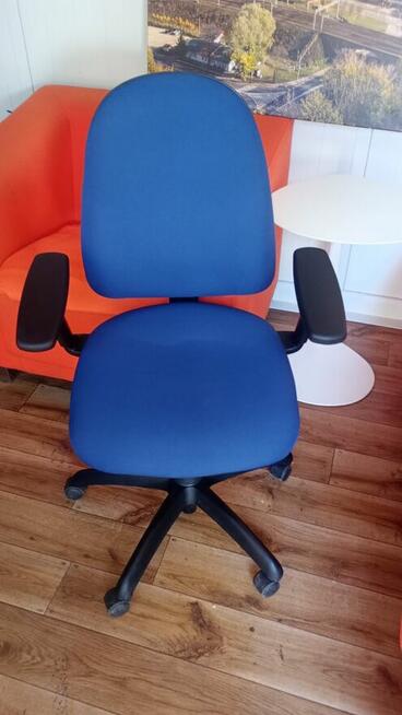 Fotel biurowy obrotowy PROFIM SOLO fotele krzesła biurowe