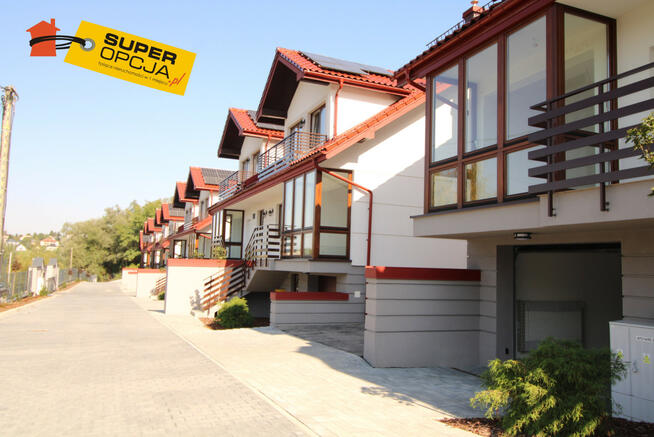 Dom Wrząsowice gm. Świątniki Górne, Pod Skałą