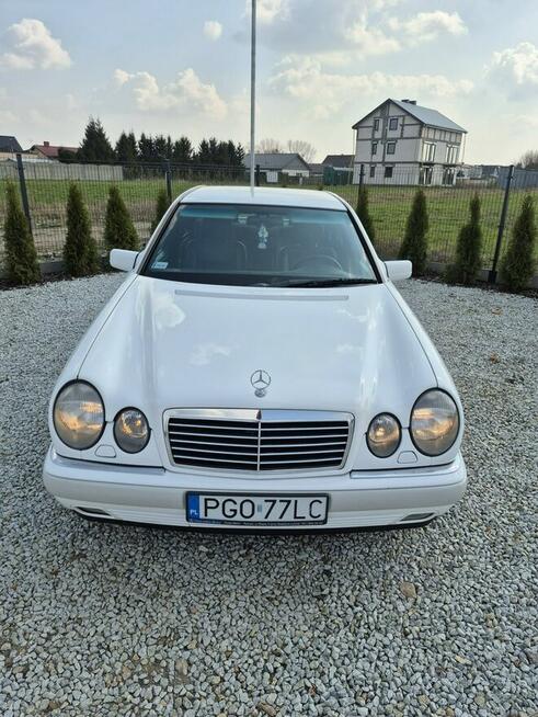 Mercedes E 280 2.8 Benzyna