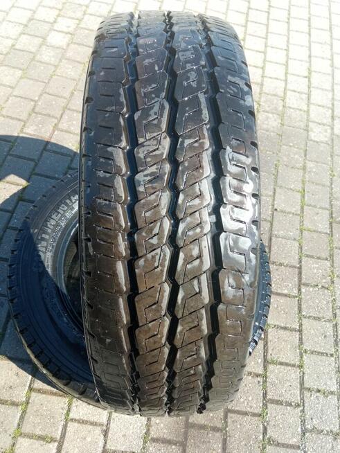 opony CONTINETAL vanco 205/65/16 C 107/105 nie naprawiane