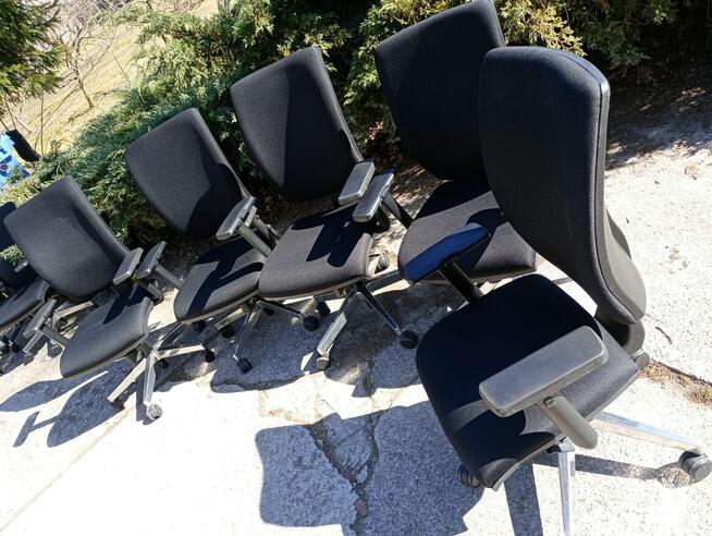 Fotel biurowy RIM czarny fotele krzesła biurowe obrotowe