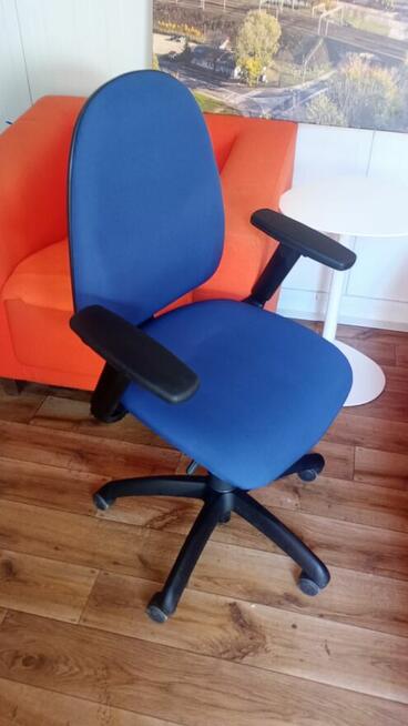 Fotel biurowy obrotowy PROFIM SOLO fotele krzesła biurowe