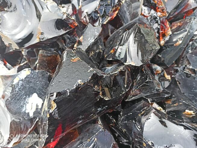 Kamień szklany Bryły Szklane Szkło Kora Kamienna Marianna