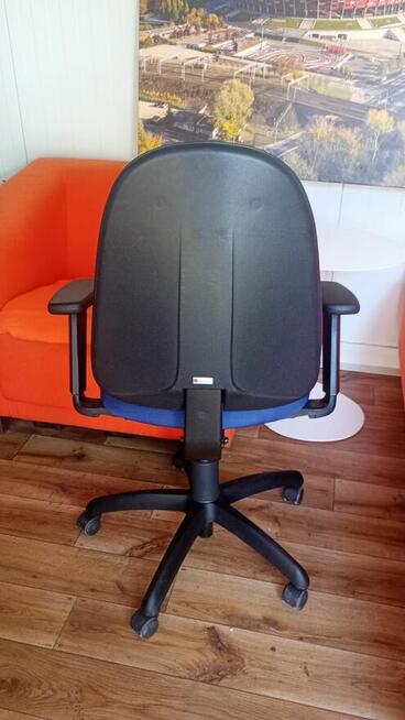 Fotel biurowy obrotowy PROFIM SOLO fotele krzesła biurowe