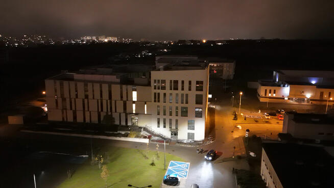 Profesjonalne USŁUGI DRONEM - zdjęcia i filmy z lotu ptaka