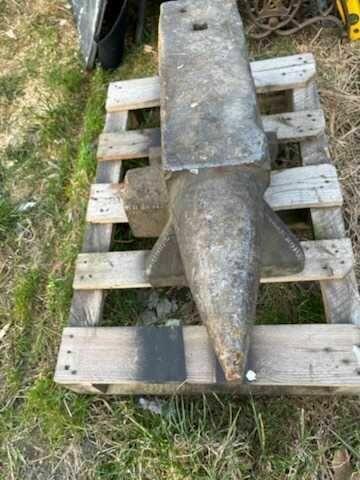 Stare, używane kowadło 130KG Odbiór osobisty!