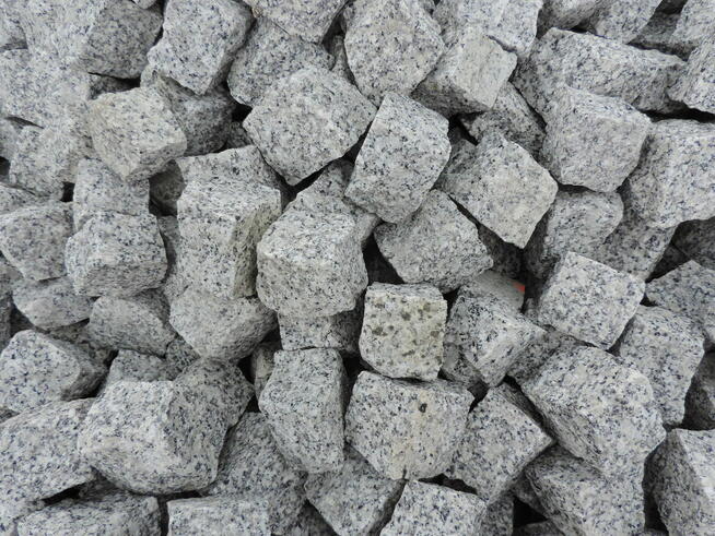 KOSTKA GRANITOWA SZARA 8/11 GRANIT, KAMIEŃ MUROWY, VANGA