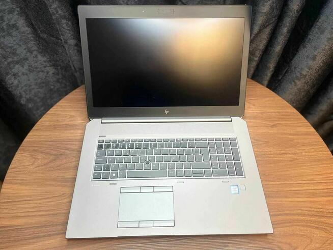 Laptop HP ZBook 17 G5 17 i7-8750H 16GB 256SSD IPS Win 11