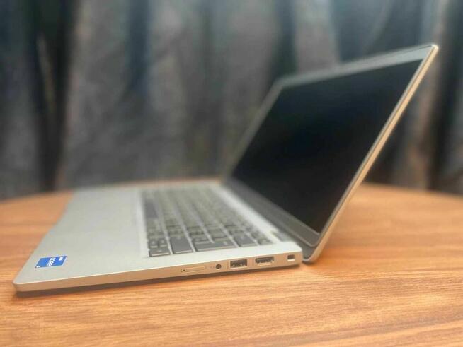 Laptop Dell Latitude 5320 13,3 i5-11 16GB 512SSD Win 11 Pro