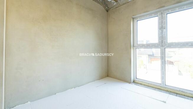 Dom Niepołomice Podgrabie, Błonie