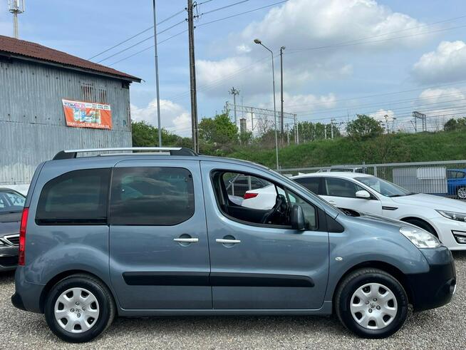 Peugeot Partner 1,6i*109PS*205,000ASO*Panorama*Hak*A/C*MP3*CD*ABS*ESP*Opłacony