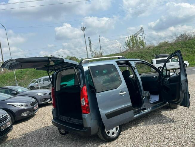 Peugeot Partner 1,6i*109PS*205,000ASO*Panorama*Hak*A/C*MP3*CD*ABS*ESP*Opłacony