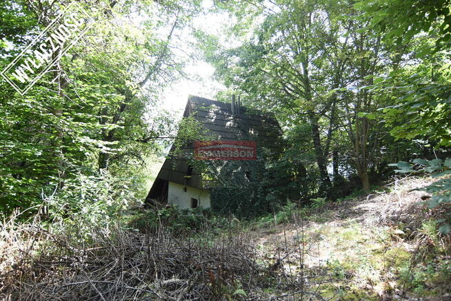 pierwsza linia dom jezioro Rożnowskie widokowy tar