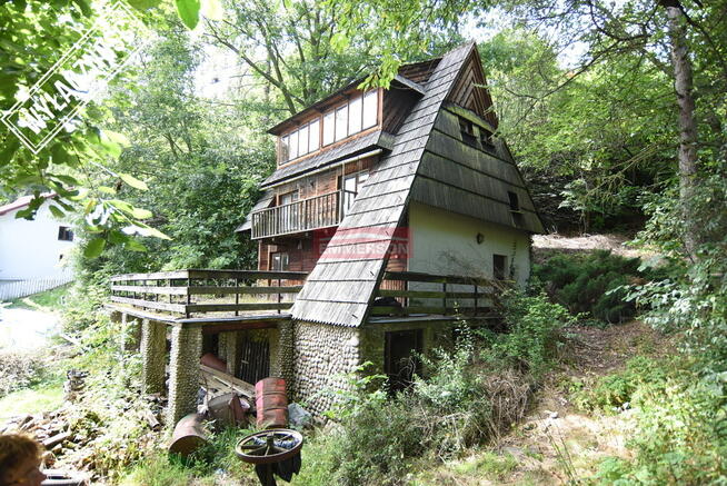 pierwsza linia dom jezioro Rożnowskie widokowy tar